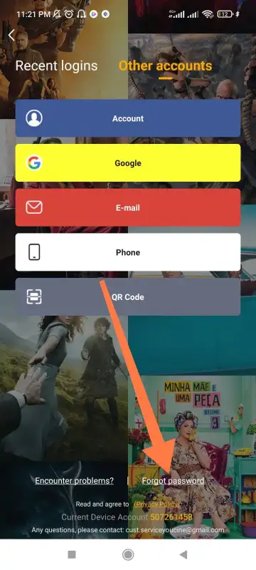 Tela do YouCine com outras contas e opcao Forgot password destacada